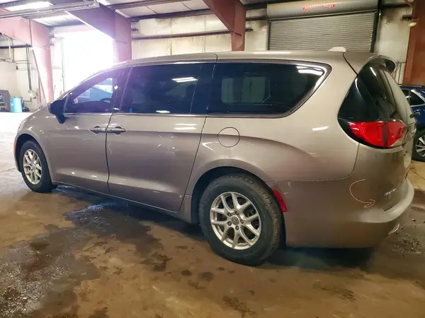 2C4RC1DG9HR550794 2017 CHRYSLER PACIFICA - Image 2