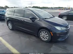 2C4RC1DG9HR577462 2017 CHRYSLER PACIFICA