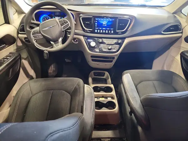 2C4RC1DG9HR577865 2017 CHRYSLER PACIFICA - Image 8