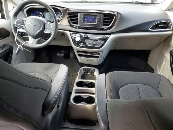 2C4RC1DG9HR684348 2017 CHRYSLER PACIFICA - Image 8