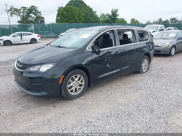 2C4RC1DG9HR770873 2017 CHRYSLER PACIFICA - Image 2
