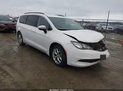 2C4RC1DG9JR305578 2018 CHRYSLER PACIFICA