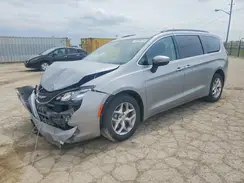 2C4RC1DG9JR309470 2018 CHRYSLER PACIFICA