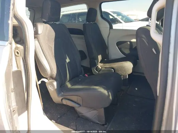 2C4RC1DGXHR502494 2017 CHRYSLER PACIFICA - Image 8
