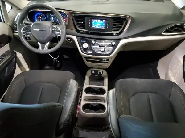 2C4RC1DGXHR517870 2017 CHRYSLER PACIFICA - Image 8