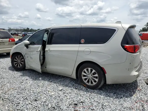 2C4RC1DGXHR551677 2017 CHRYSLER PACIFICA - Image 2