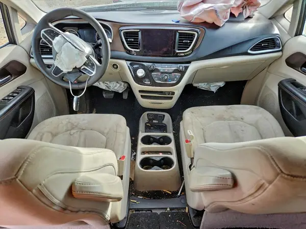 2C4RC1DGXHR571914 2017 CHRYSLER PACIFICA - Image 8
