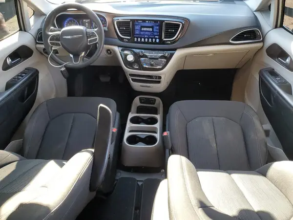 2C4RC1DGXHR588888 2017 CHRYSLER PACIFICA - Image 8