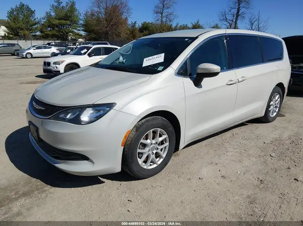 2C4RC1DGXHR593430 2017 CHRYSLER PACIFICA - Image 2