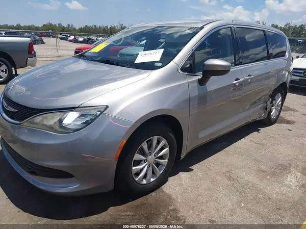 2C4RC1DGXHR594481 2017 CHRYSLER PACIFICA - Image 2