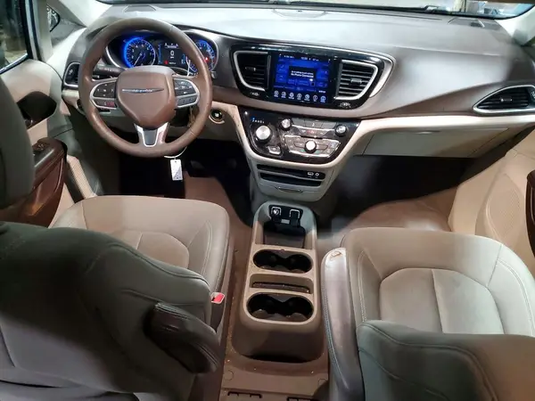 2C4RC1DGXHR621307 2017 CHRYSLER PACIFICA - Image 8