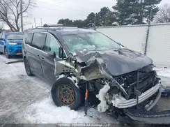 2C4RC1DGXHR660141 2017 CHRYSLER PACIFICA