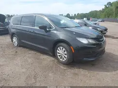 2C4RC1DGXHR676677 2017 CHRYSLER PACIFICA