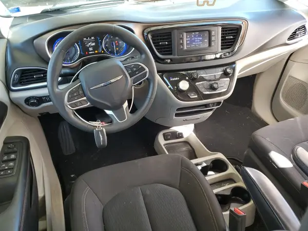 2C4RC1DGXHR695469 2017 CHRYSLER PACIFICA - Image 8