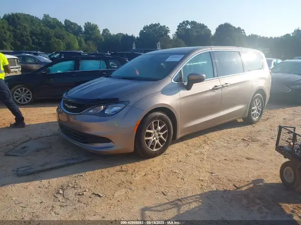 2C4RC1DGXHR729815 2017 CHRYSLER PACIFICA - Image 2