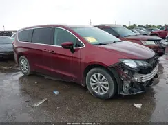 2C4RC1DGXHR803914 2017 CHRYSLER PACIFICA