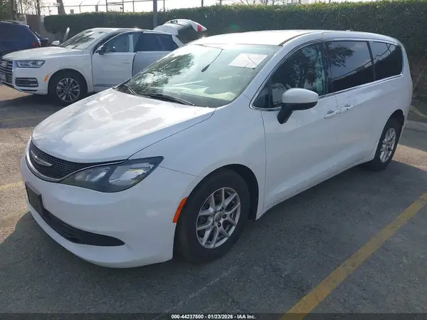 2C4RC1DGXHR840462 2017 CHRYSLER PACIFICA - Image 2