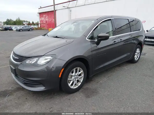 2C4RC1DGXJR253748 2018 CHRYSLER PACIFICA - Image 2