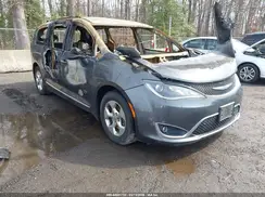 2C4RC1EG0HR514863 2017 CHRYSLER PACIFICA