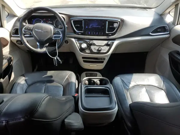2C4RC1EG0HR517911 2017 CHRYSLER PACIFICA - Image 8