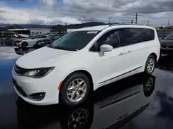 2C4RC1EG0HR530951 2017 CHRYSLER PACIFICA