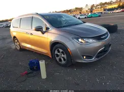 2C4RC1EG0HR537088 2017 CHRYSLER PACIFICA