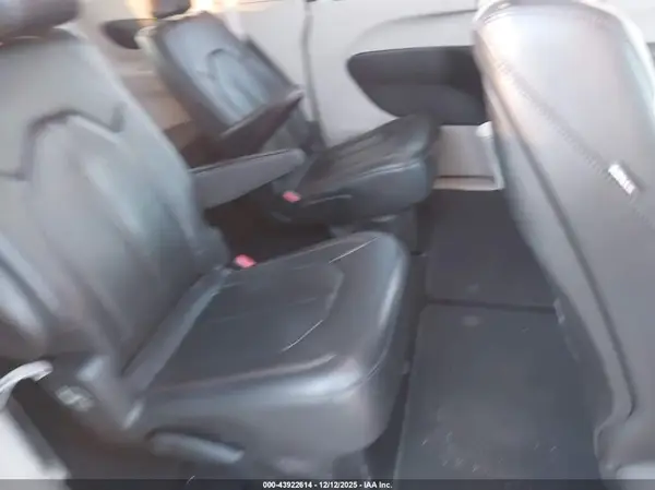 2C4RC1EG0HR537088 2017 CHRYSLER PACIFICA - Image 8