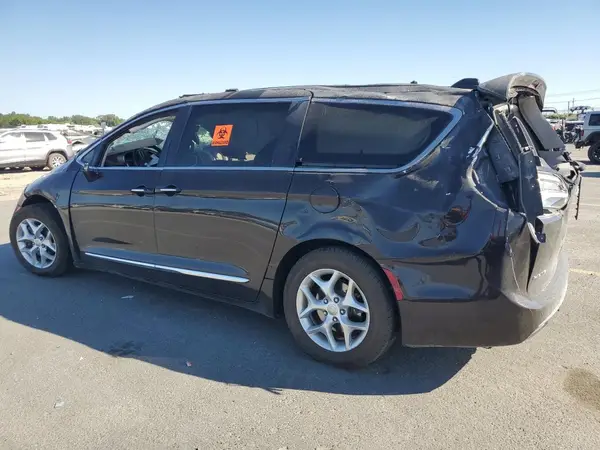 2C4RC1EG0HR542579 2017 CHRYSLER PACIFICA - Image 2