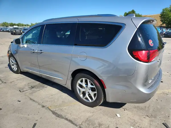 2C4RC1EG0HR556045 2017 CHRYSLER PACIFICA - Image 2