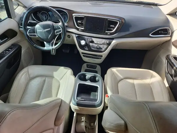 2C4RC1EG0HR564839 2017 CHRYSLER PACIFICA - Image 8