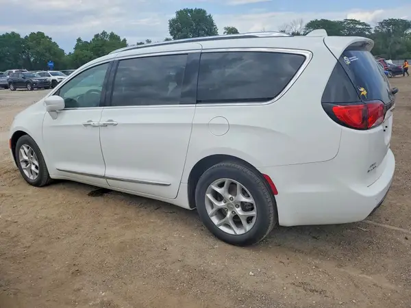 2C4RC1EG0HR570186 2017 CHRYSLER PACIFICA - Image 2