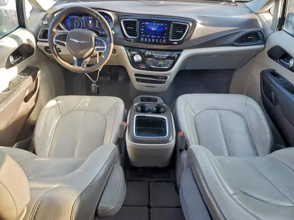 2C4RC1EG0HR578725 2017 CHRYSLER PACIFICA - Image 8