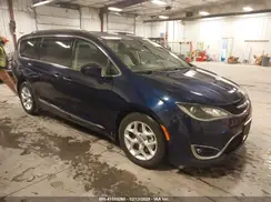 2C4RC1EG0HR594018 2017 CHRYSLER PACIFICA