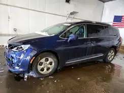 2C4RC1EG0HR622500 2017 CHRYSLER PACIFICA