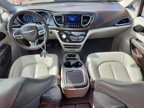 2C4RC1EG0HR627874 2017 CHRYSLER PACIFICA - Image 8