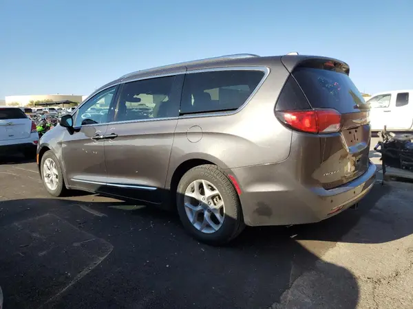 2C4RC1EG0HR652712 2017 CHRYSLER PACIFICA - Image 2