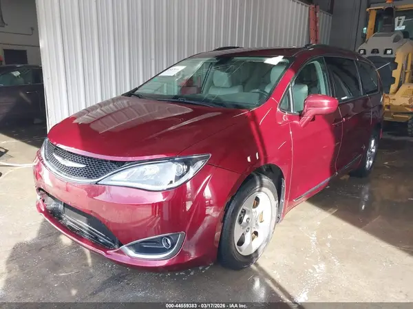 2C4RC1EG0HR659272 2017 CHRYSLER PACIFICA - Image 2