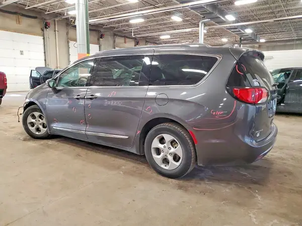 2C4RC1EG0HR665248 2017 CHRYSLER PACIFICA - Image 2