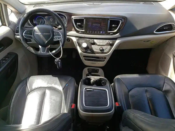 2C4RC1EG0HR683779 2017 CHRYSLER PACIFICA - Image 8