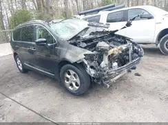 2C4RC1EG0HR688836 2017 CHRYSLER PACIFICA