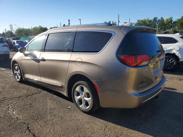 2C4RC1EG0HR721530 2017 CHRYSLER PACIFICA - Image 2