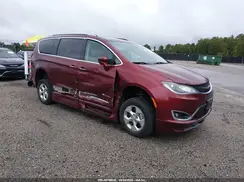 2C4RC1EG0HR739767 2017 CHRYSLER PACIFICA