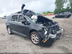 2C4RC1EG0HR752728 2017 CHRYSLER PACIFICA