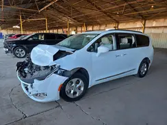 2C4RC1EG0HR764166 2017 CHRYSLER PACIFICA