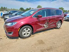 2C4RC1EG0HR764426 2017 CHRYSLER PACIFICA
