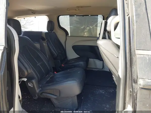 2C4RC1EG0HR821918 2017 CHRYSLER PACIFICA - Image 8