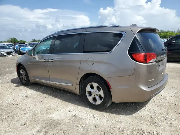 2C4RC1EG0HR839870 2017 CHRYSLER PACIFICA - Image 2