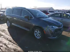 2C4RC1EG0HR844812 2017 CHRYSLER PACIFICA