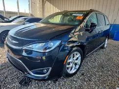 2C4RC1EG0HR844826 2017 CHRYSLER PACIFICA