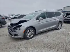 2C4RC1EG0JR108345 2018 CHRYSLER PACIFICA